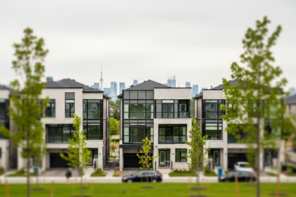 US Mortgage Rates Dip: What It Means for GTA Buyers