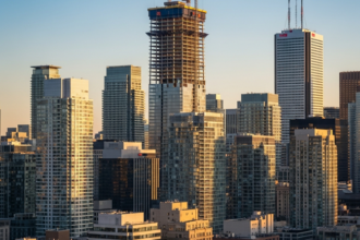 Toronto’s New Supertall: Concord Sky Hits 30 Storeys at Yonge & Gerrard