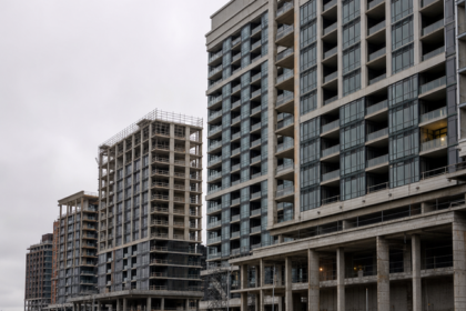 Why Migration Booms Signal Falling Rents: A Contrarian Storage Market Lesson