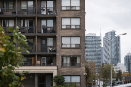 Toronto Rents Hit 5-Year Low as Two Property Types Defy Market Decline